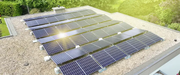 Solaranlage auf Flachdach